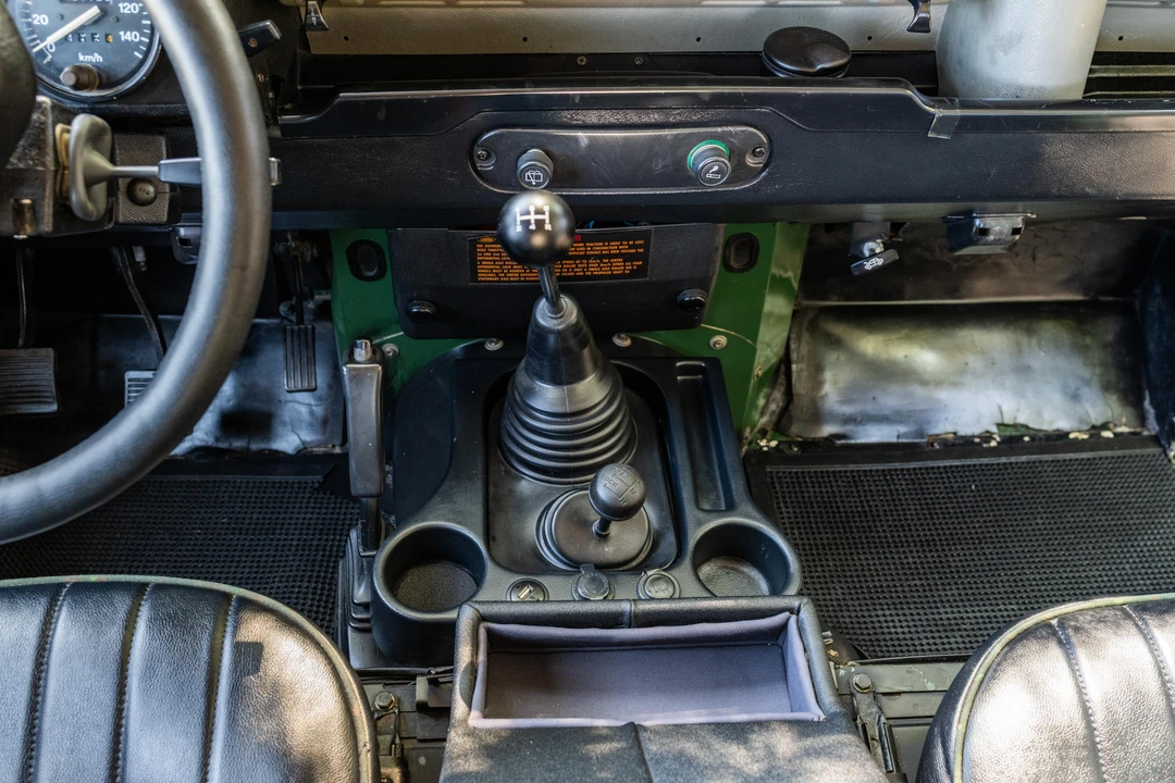 1996 Land Rover Defender 90 - Image 25 of 31