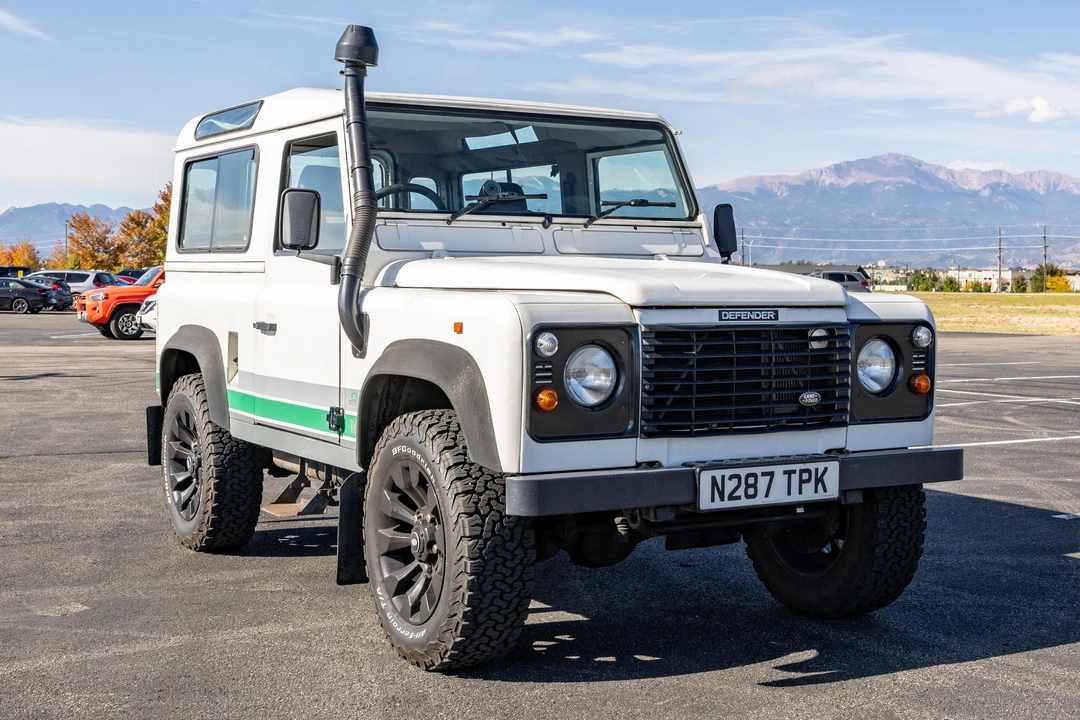 1996 Land Rover Defender 90 - Image 8 of 31