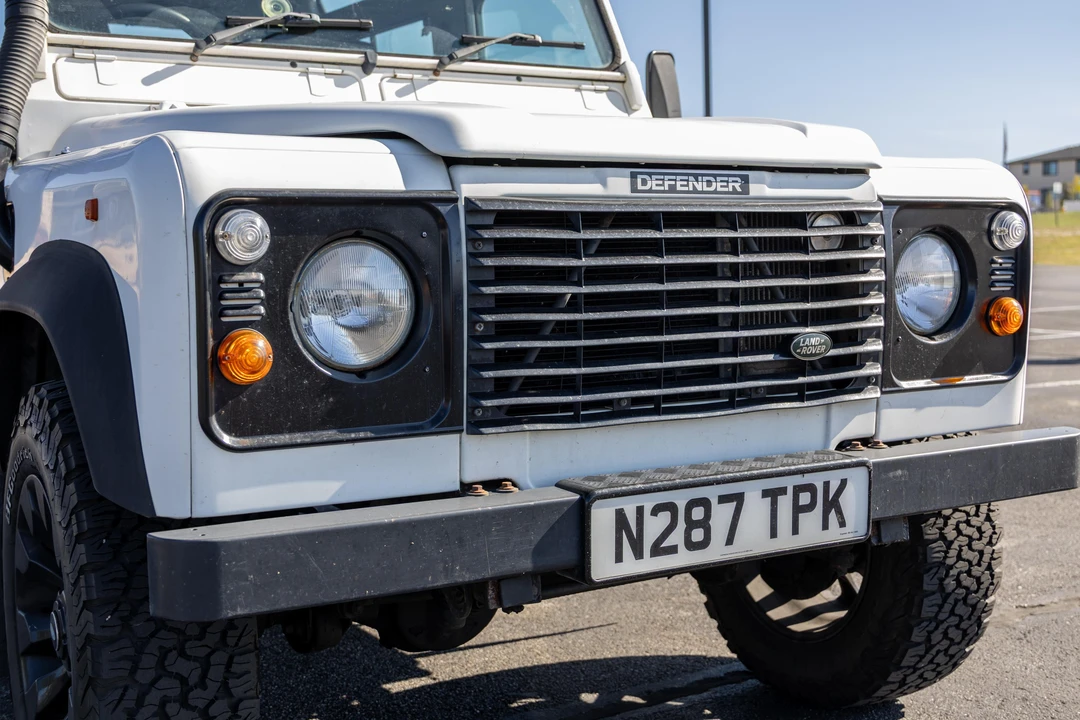 1996 Land Rover Defender 90 - Image 9 of 31