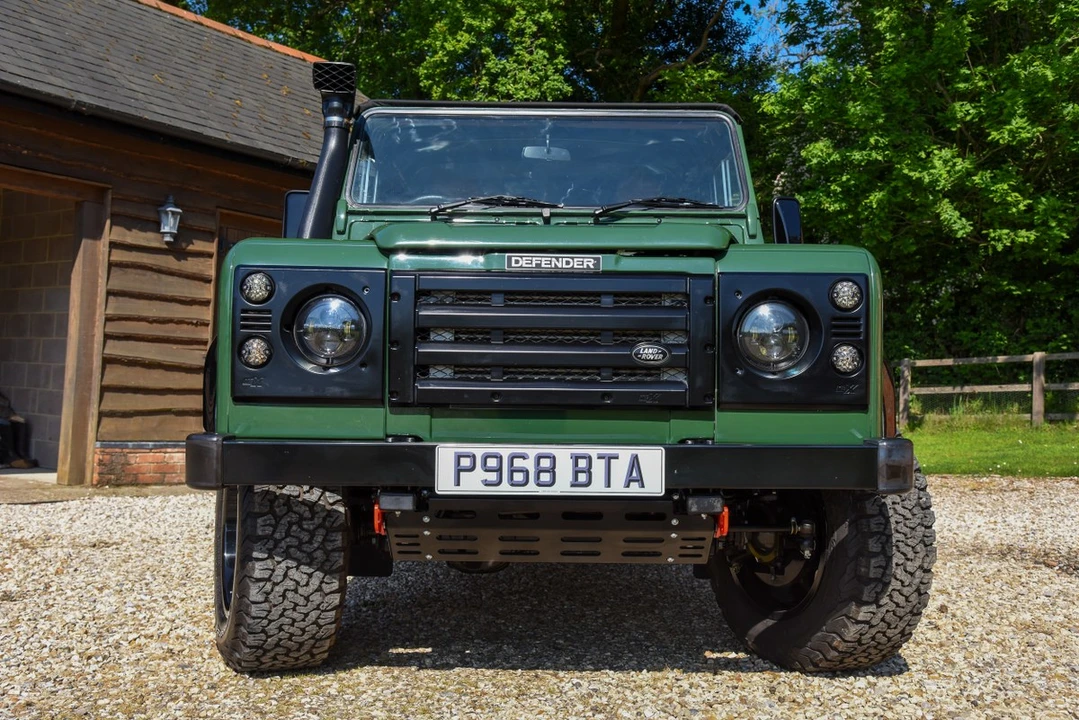 1996 Land Rover Defender 90 - Image 4 of 30