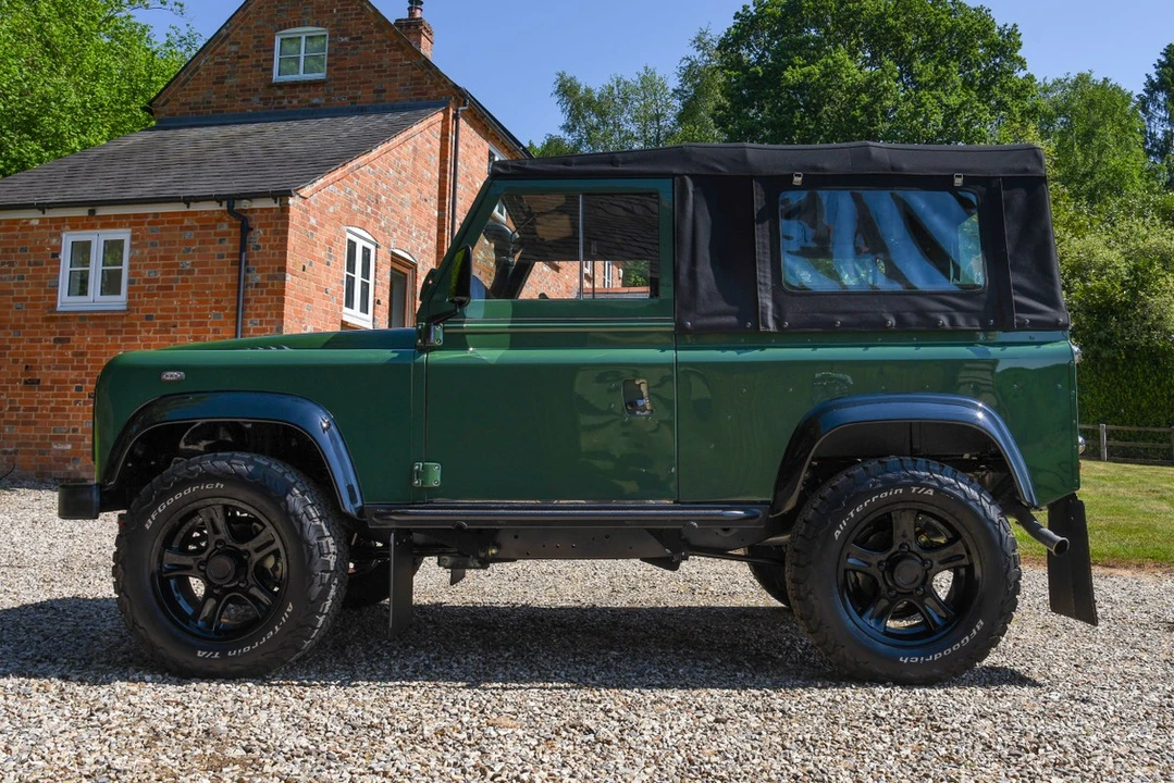 1996 Land Rover Defender 90 - Image 16 of 30