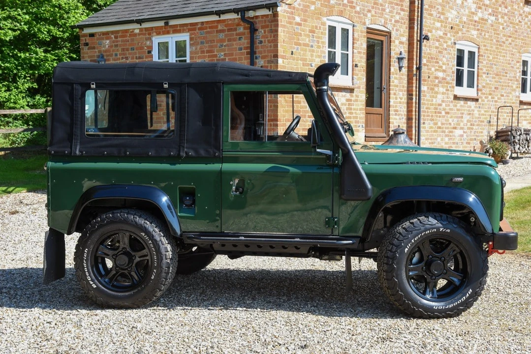 1996 Land Rover Defender 90 - Image 12 of 30