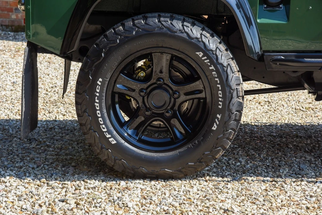 1996 Land Rover Defender 90 - Image 24 of 30