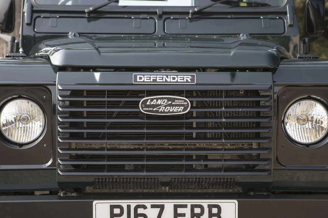 1996 Land Rover Defender 90 - Image 11 of 31