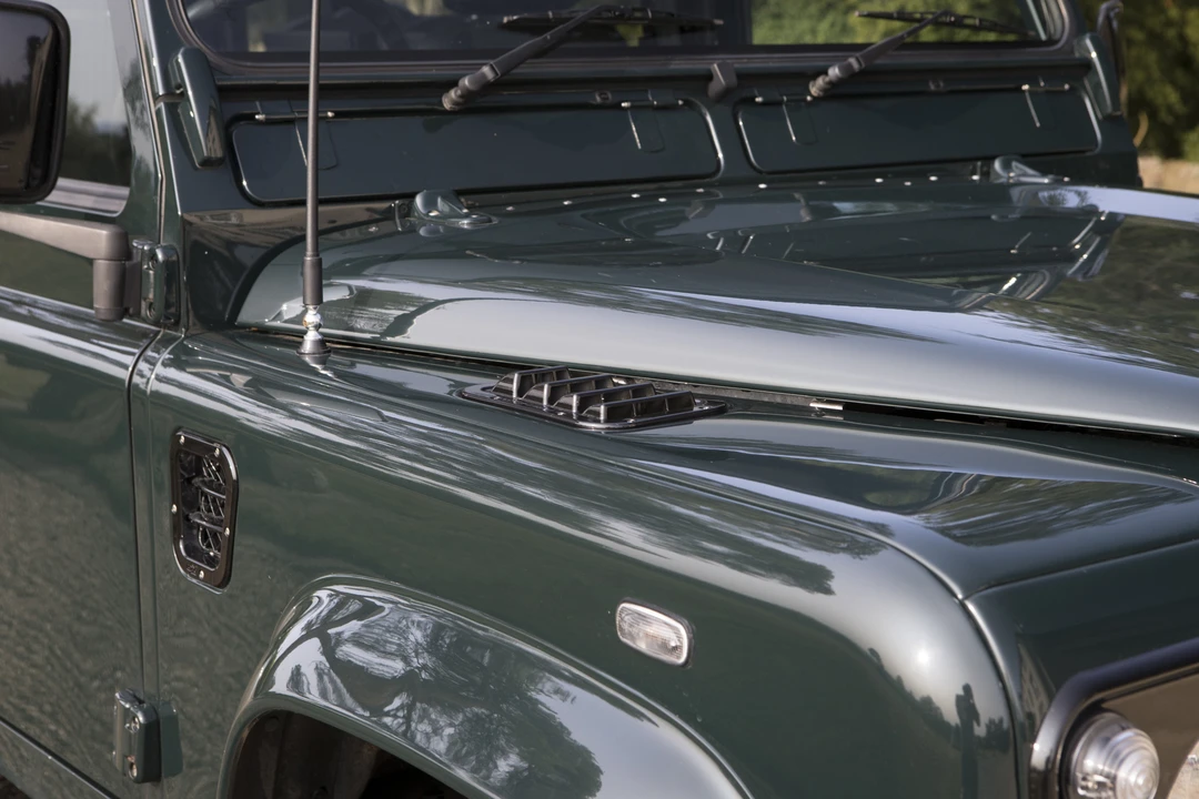 1996 Land Rover Defender 90 - Image 15 of 31