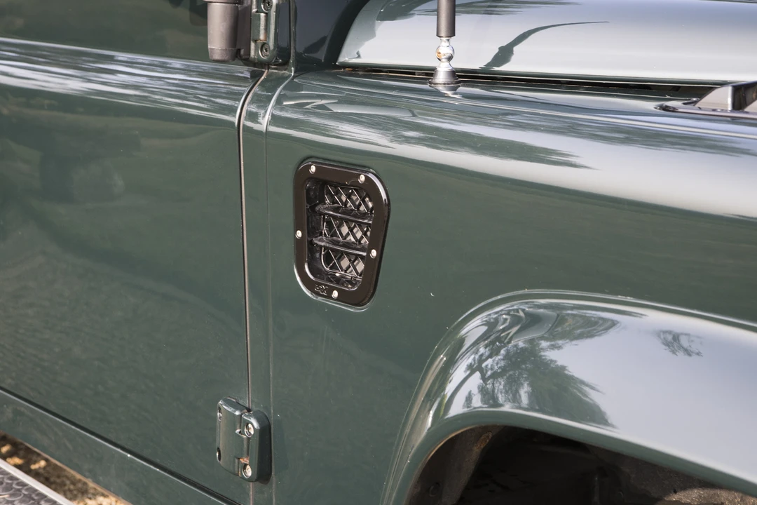 1996 Land Rover Defender 90 - Image 16 of 31