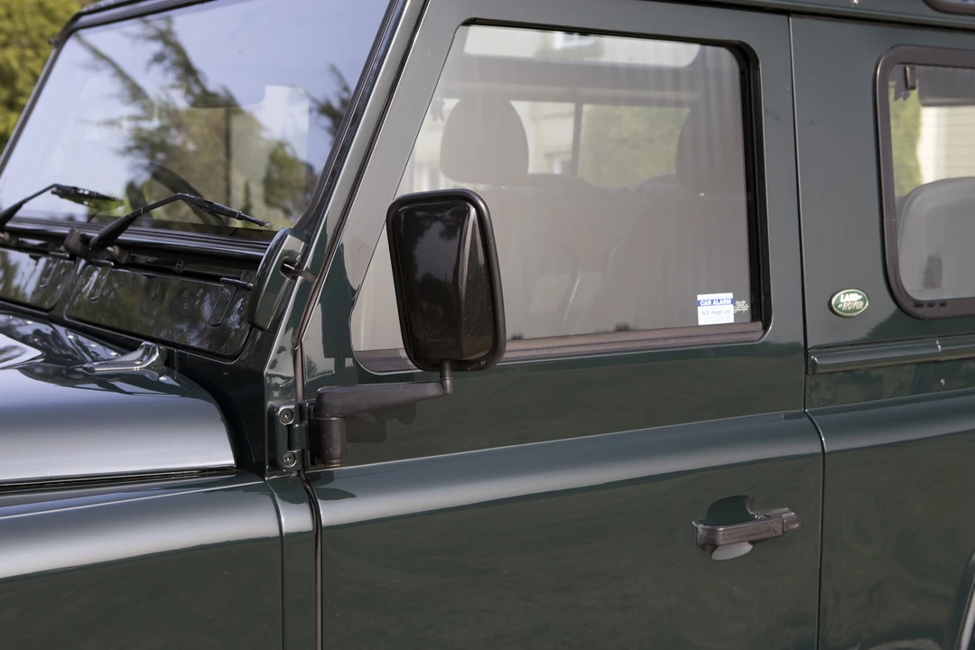 1996 Land Rover Defender 90 - Image 25 of 31