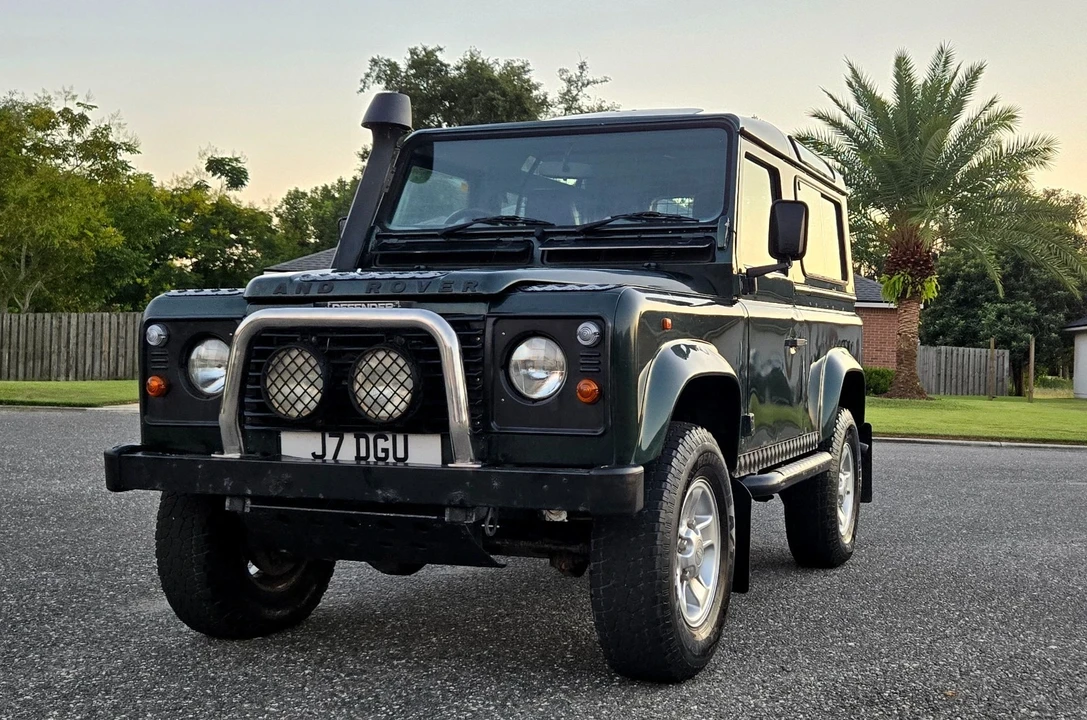 1996 Land Rover Defender 90 - Image 5 of 17