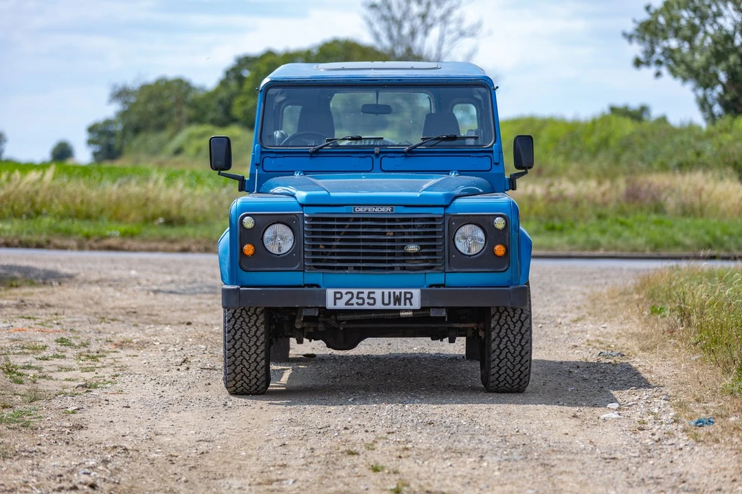 1996 Land Rover Defender 90 - Image 2 of 30