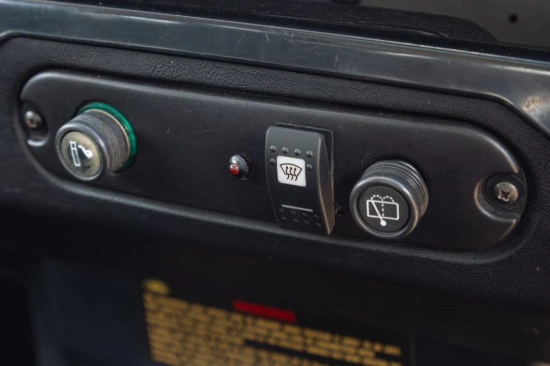 1996 Land Rover Defender 90 - Image 13 of 30