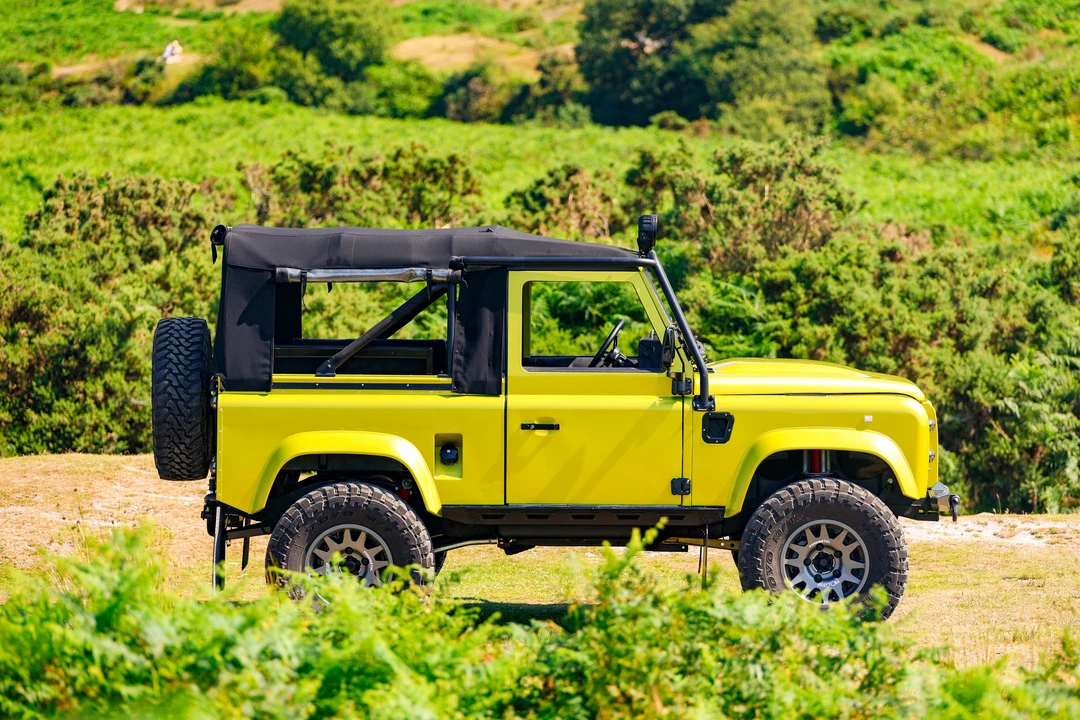 1996 Land Rover Defender 90 - Image 4 of 31