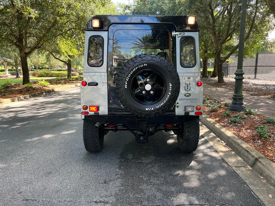 1996 Land Rover Defender 90 - Image 10 of 31