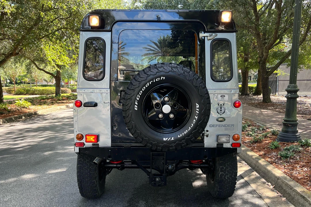 1996 Land Rover Defender 90 - Image 5 of 31