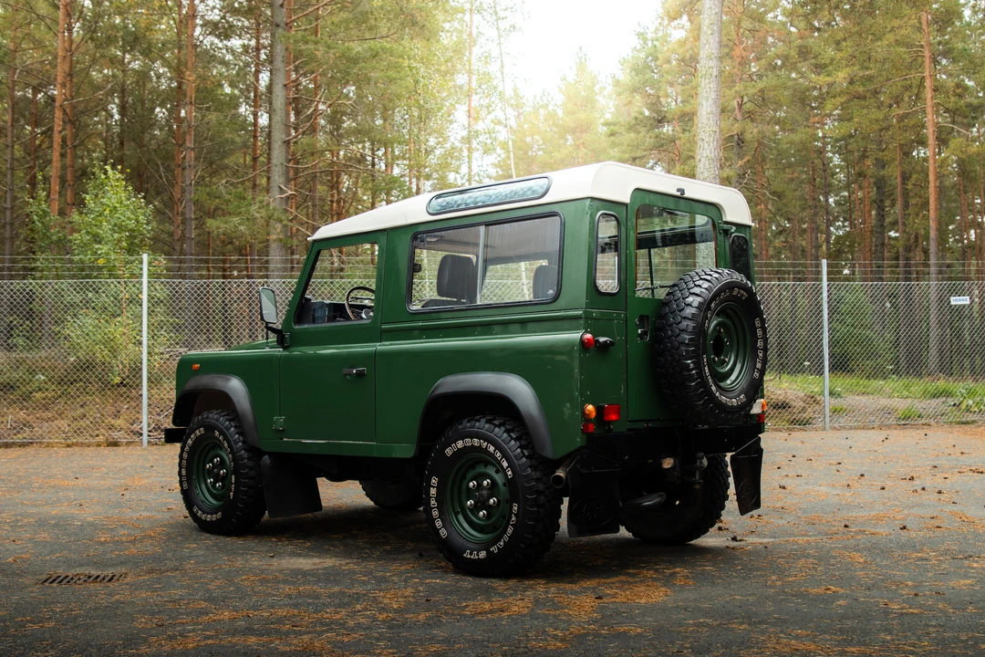 1996 Land Rover Defender 90 - Image 14 of 31