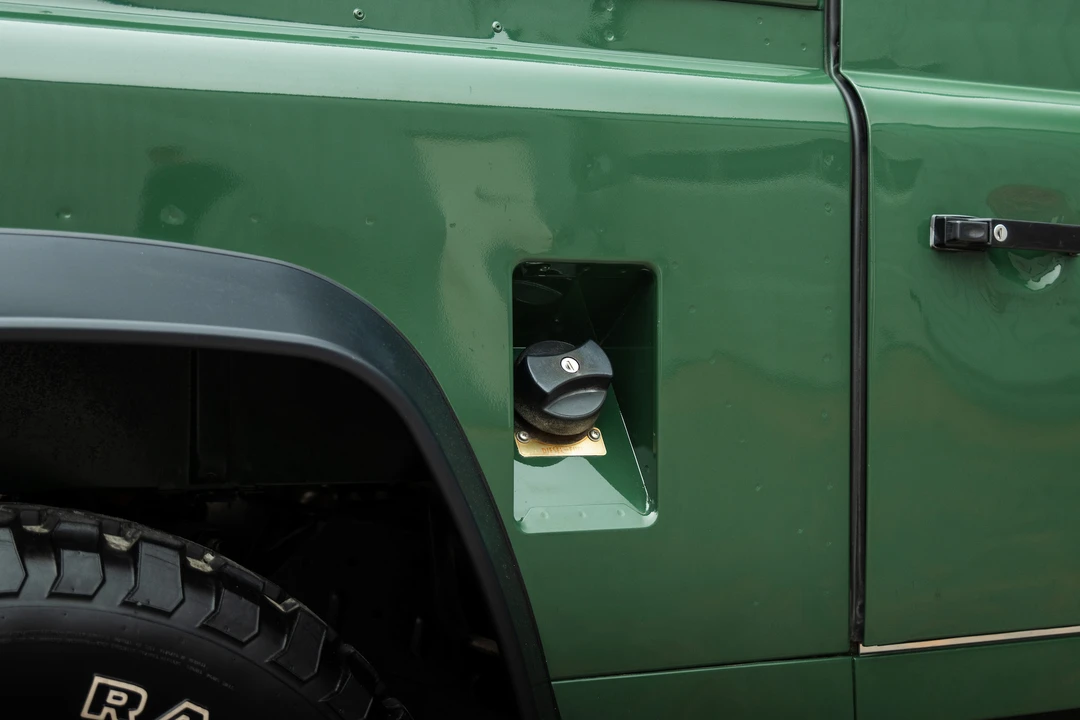 1996 Land Rover Defender 90 - Image 28 of 31