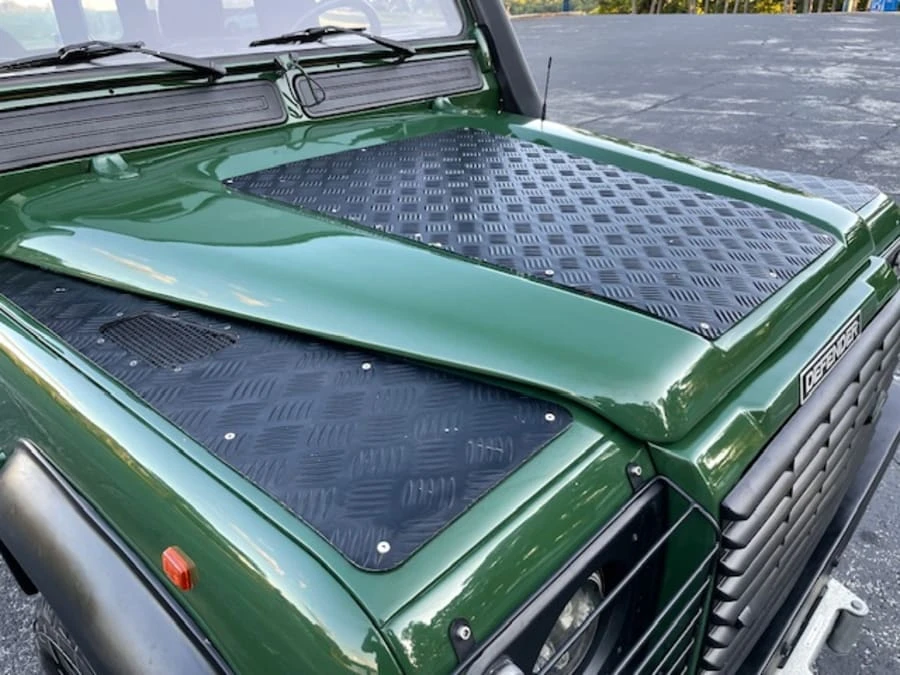 1996 Land Rover Defender 90 - Image 10 of 31