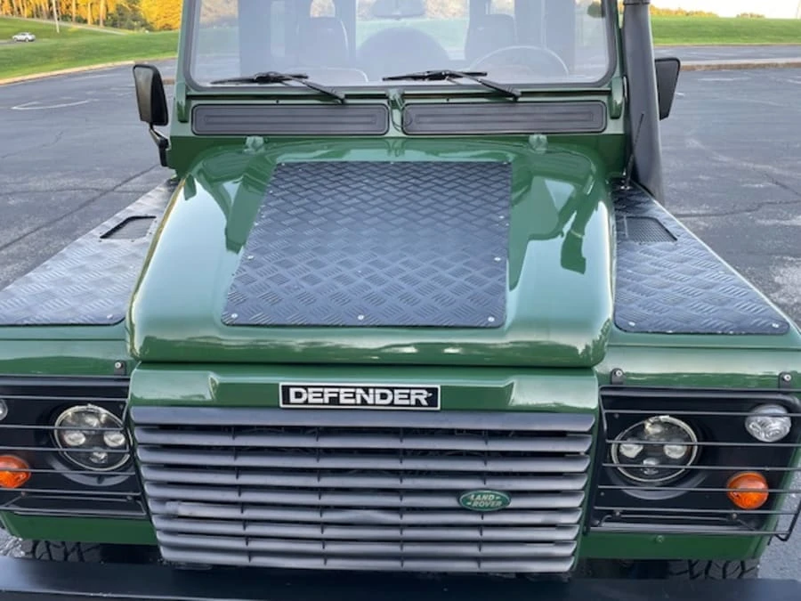 1996 Land Rover Defender 90 - Image 9 of 31