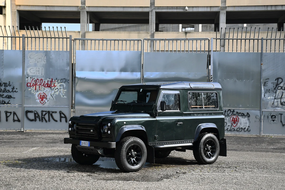1996 Land Rover Defender 90 - Image 9 of 31