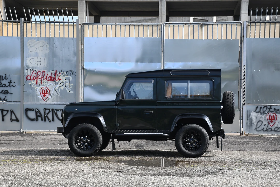 1996 Land Rover Defender 90 - Image 16 of 31