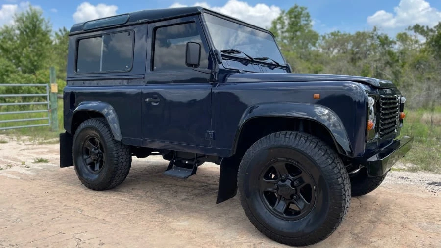 1996 Land Rover Defender 90 - Image 8 of 31