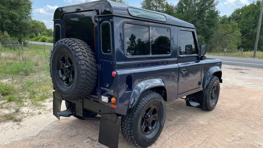 1996 Land Rover Defender 90 - Image 3 of 31