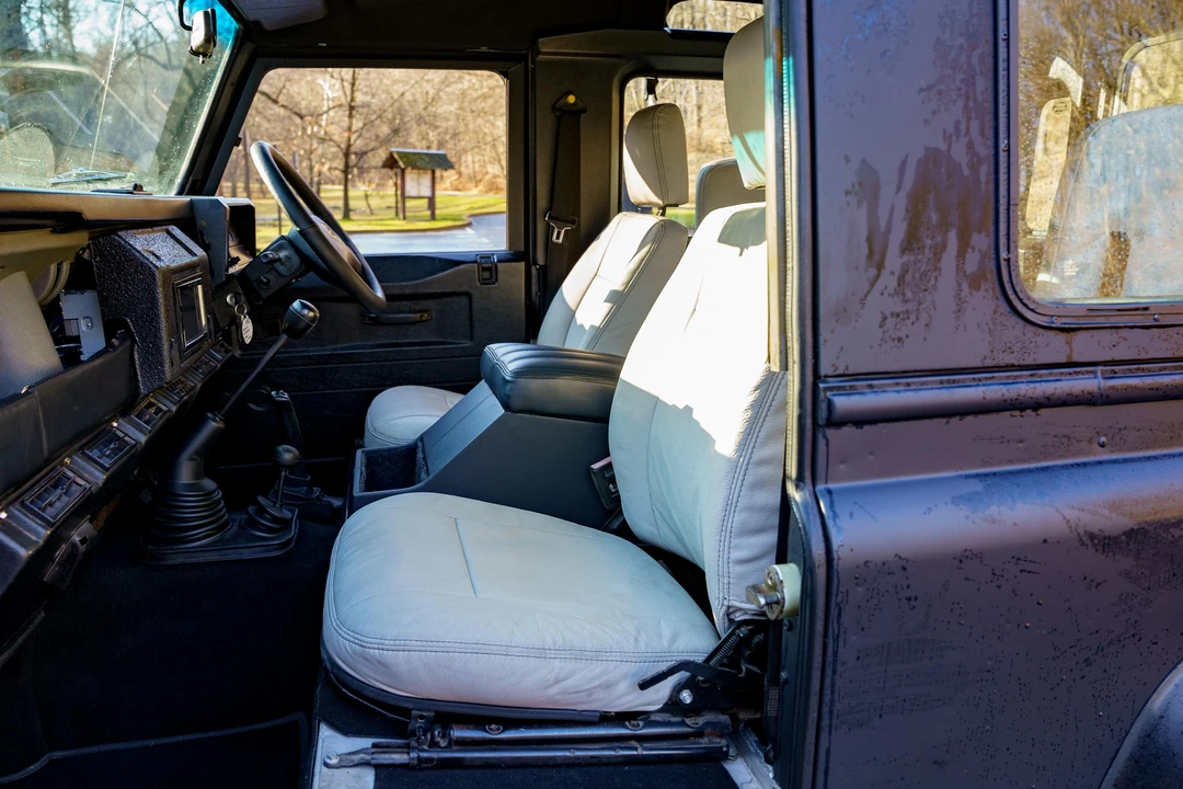 1996 Land Rover Defender 90 - Image 7 of 20