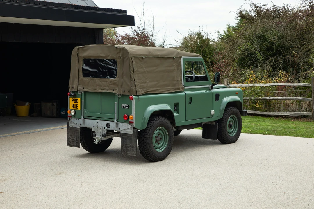 1996 Land Rover Defender 90 - Image 7 of 21
