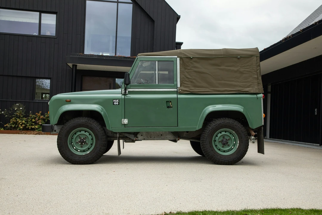 1996 Land Rover Defender 90 - Image 4 of 21