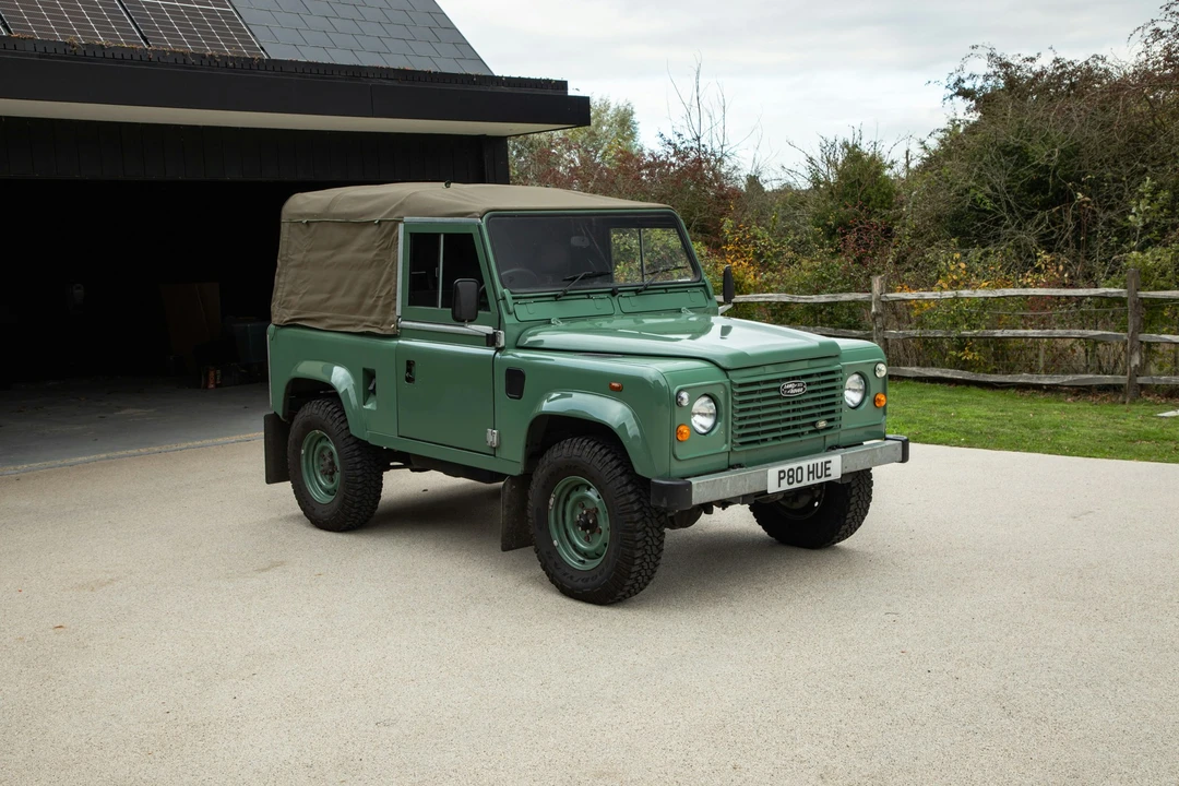 1996 Land Rover Defender 90 - Image 9 of 21