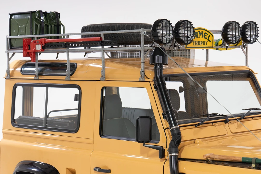 1996 Land Rover Defender - Image 14 of 31