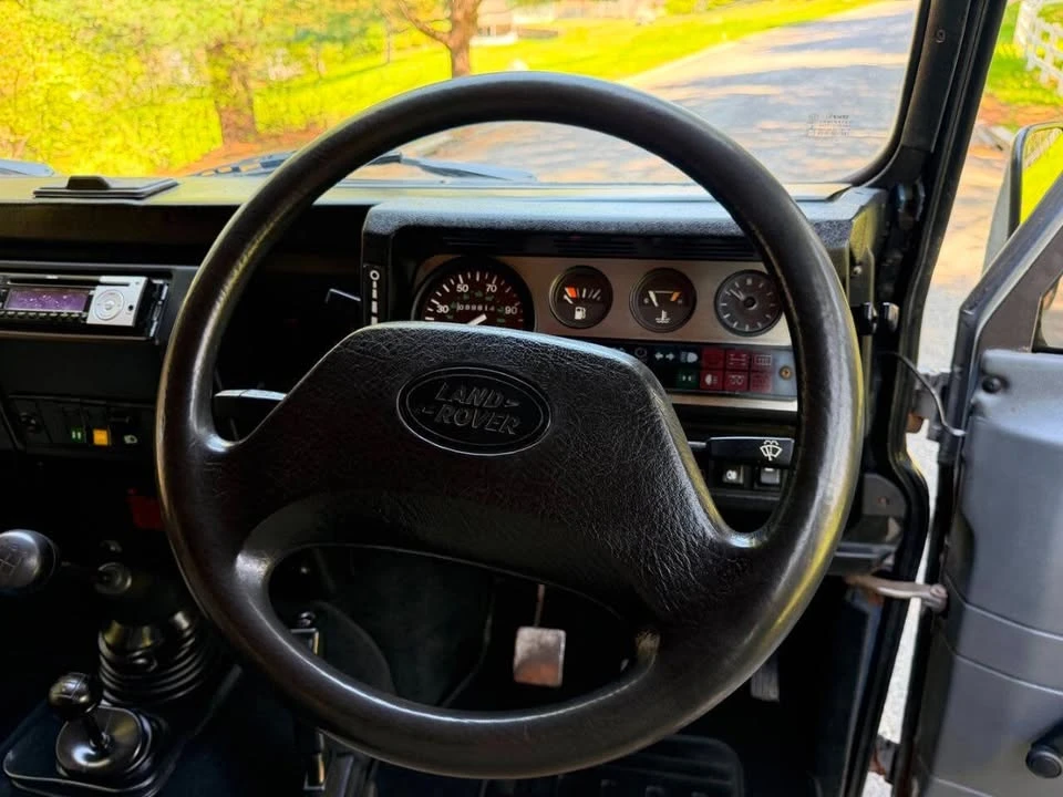 1996 Land Rover Defender - Image 19 of 20