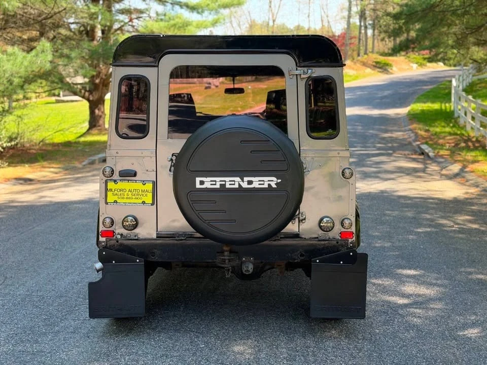 1996 Land Rover Defender - Image 9 of 20