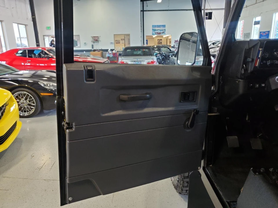 1996 Land Rover Defender - Image 12 of 19
