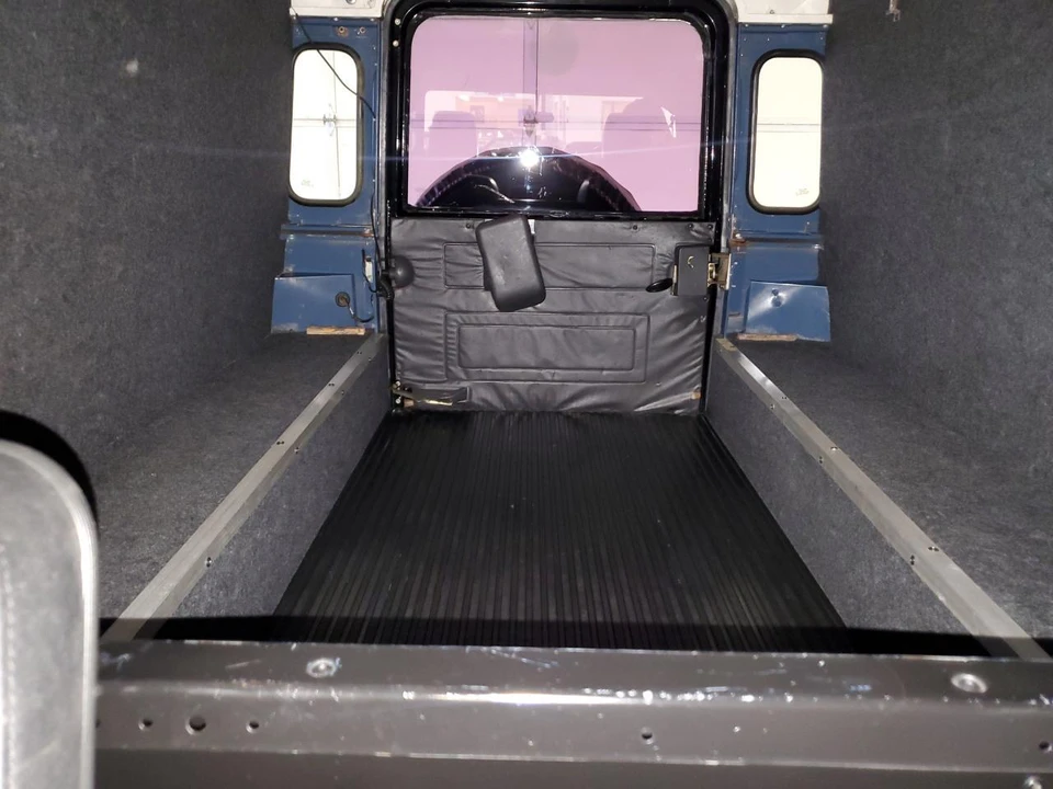 1996 Land Rover Defender - Image 11 of 19