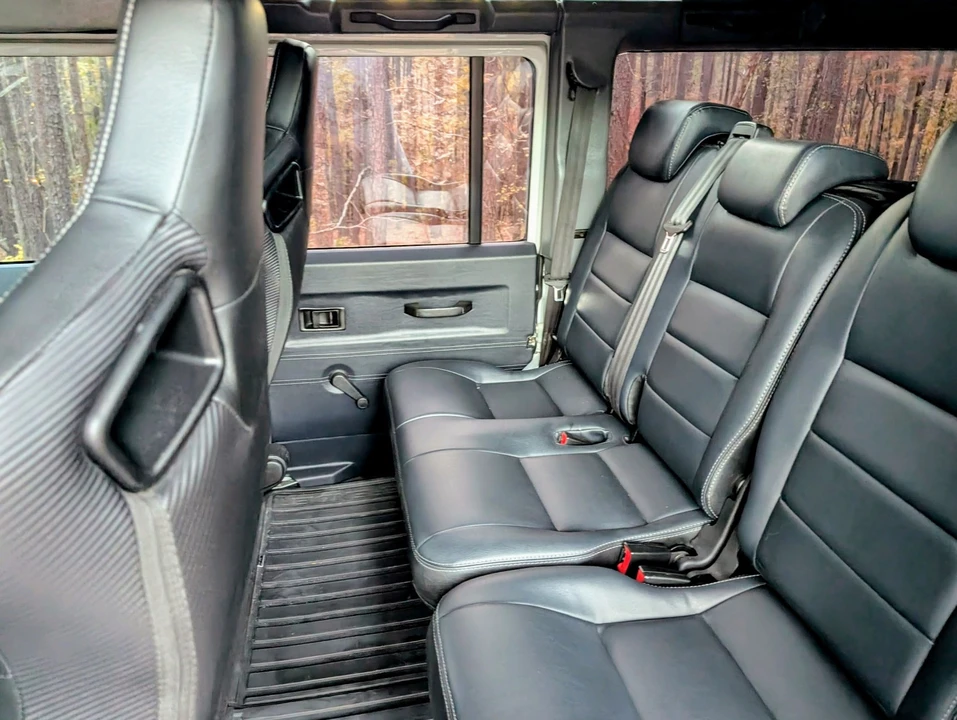 1996 Land Rover Defender - Image 12 of 21