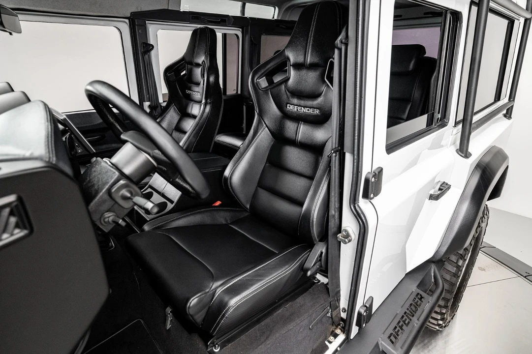 1996 Land Rover Defender - Image 15 of 21