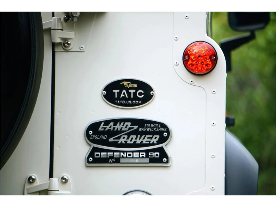1996 Land Rover Defender - Image 9 of 31