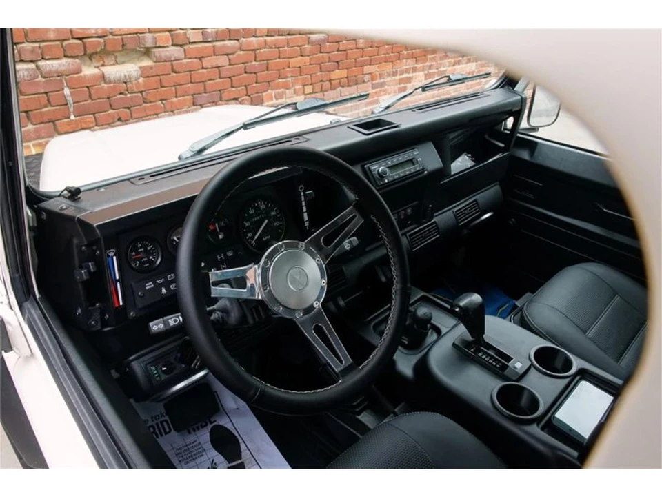 1996 Land Rover Defender - Image 19 of 31