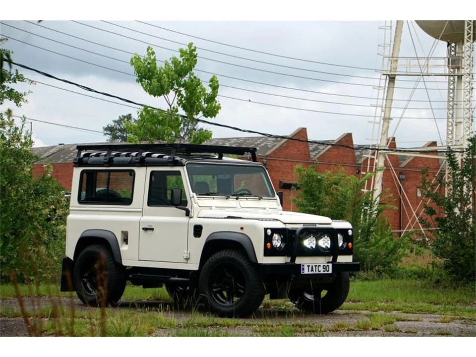 1996 Land Rover Defender - Image 10 of 31