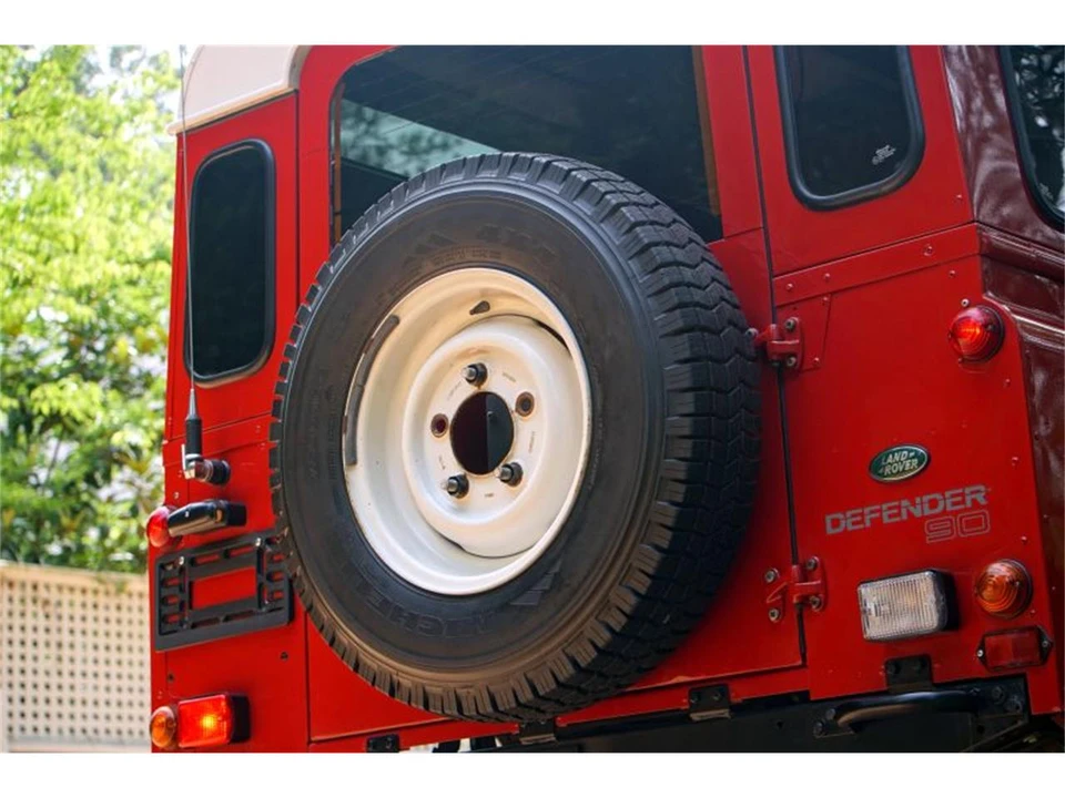 1996 Land Rover Defender - Image 12 of 31
