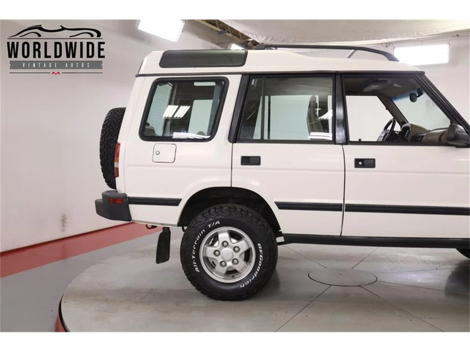 1996 Land Rover Discovery 1st Gen - Image 9 of 31