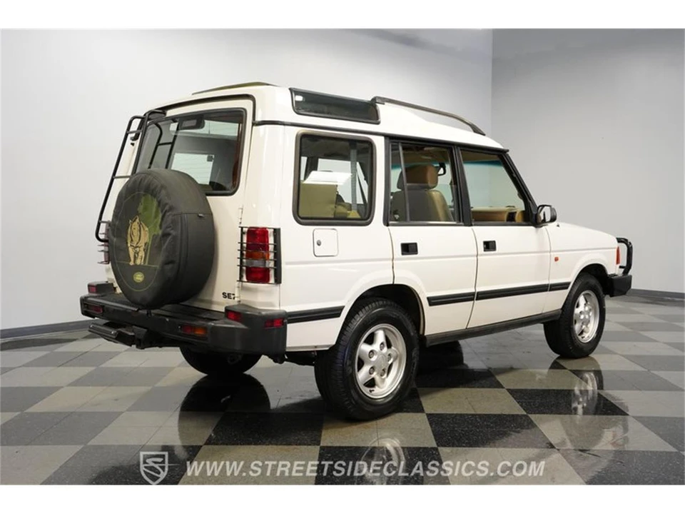 1996 Land Rover Discovery 1st Gen - Image 11 of 31