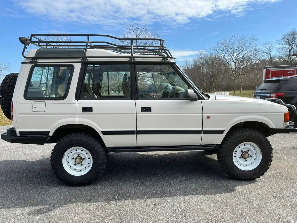 1996 Land Rover Discovery 1st Gen - Image 5 of 11