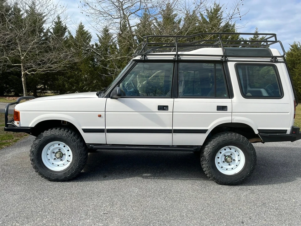 1996 Land Rover Discovery 1st Gen - Image 2 of 11