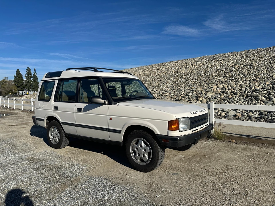 1996 Land Rover Discovery 1st Gen - Image 9 of 31