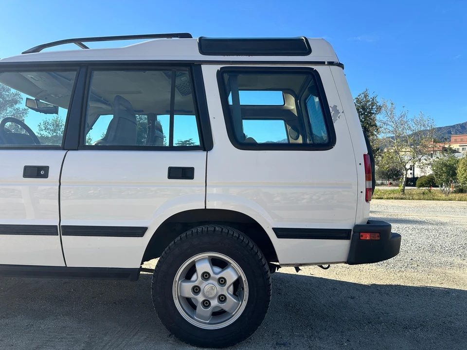 1996 Land Rover Discovery 1st Gen - Image 16 of 31