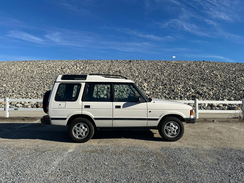 1996 Land Rover Discovery 1st Gen - Image 8 of 31