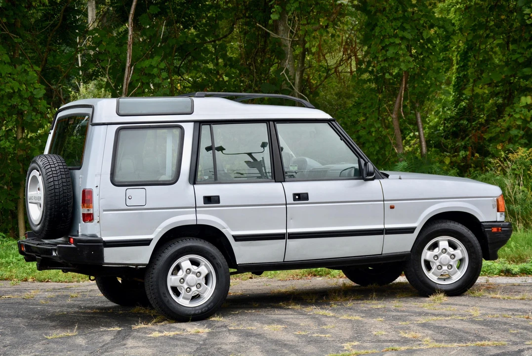 1996 Land Rover Discovery 1st Gen - Image 11 of 31
