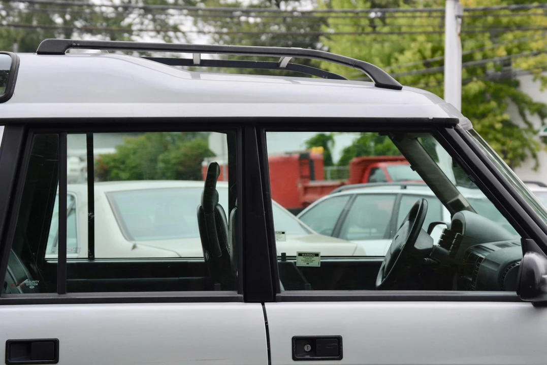 1996 Land Rover Discovery 1st Gen - Image 25 of 31