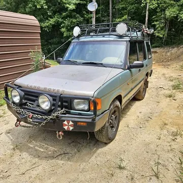 1996 Land Rover Discovery Series II LE Sport Utility 4D